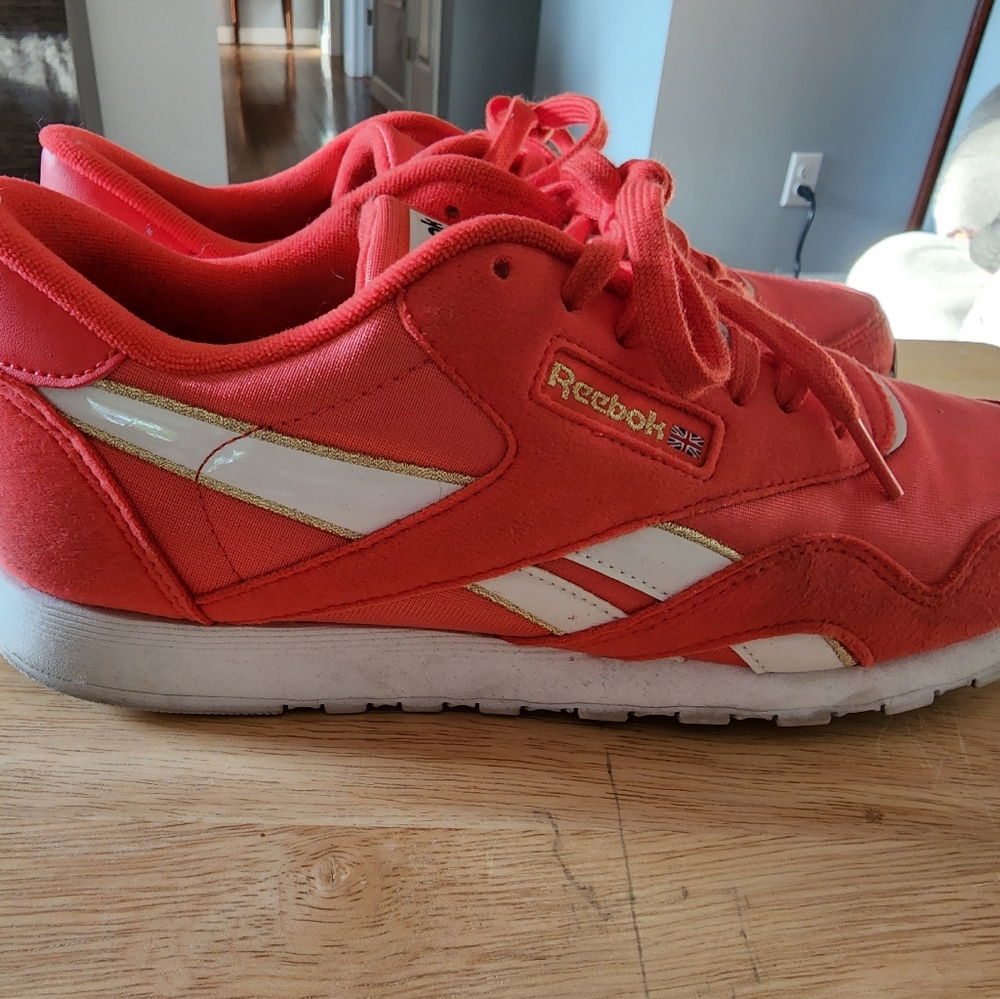 Reebok shoes wnms sz 10